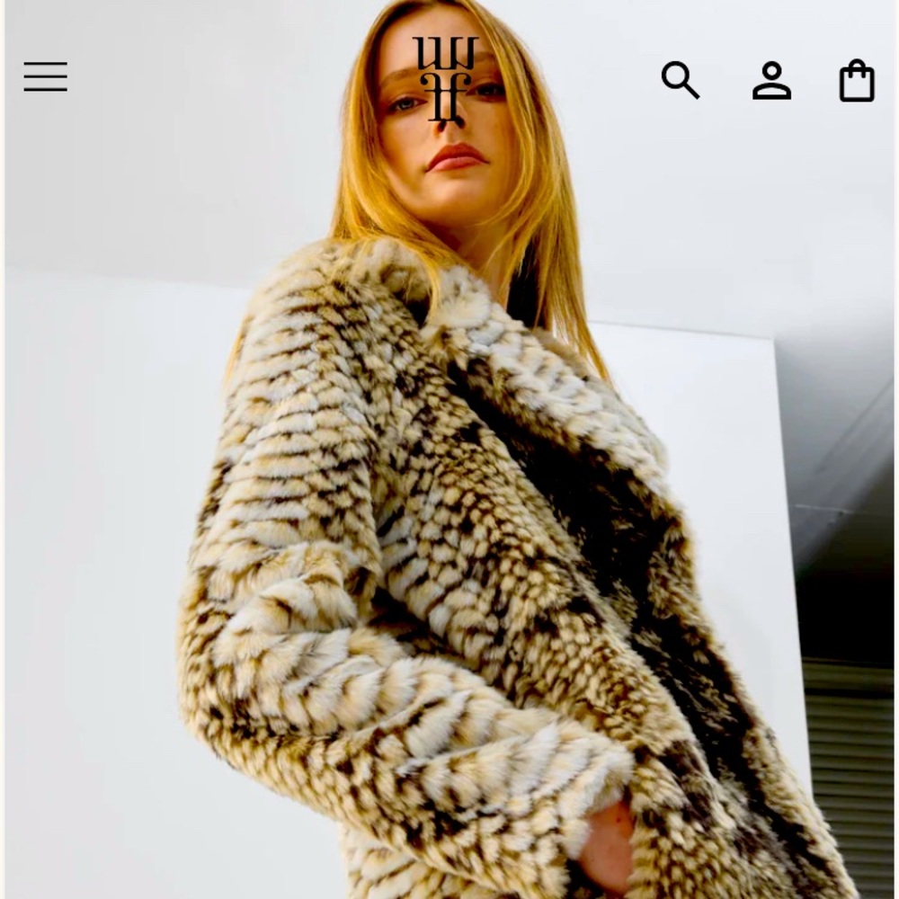 UNTEAL FUR
Madam Grace Coat